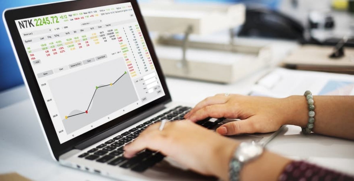 data analyst vs a business analyst